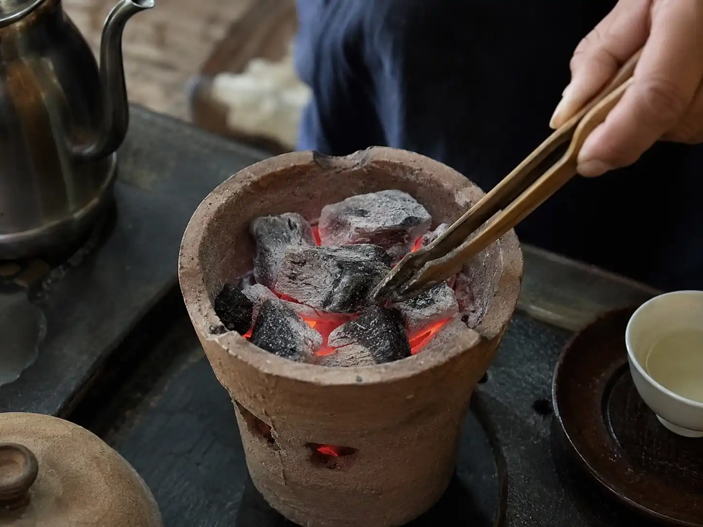 炉火纯青:潮汕工夫茶“水火交香”的艺术
