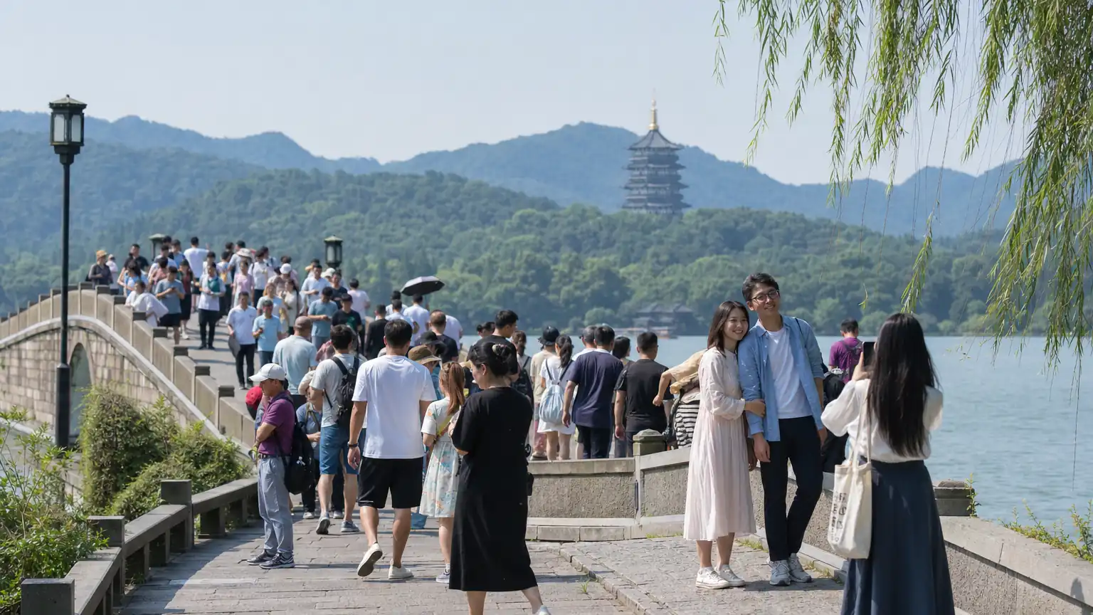西湖断桥传说:地方风景如何生成故事