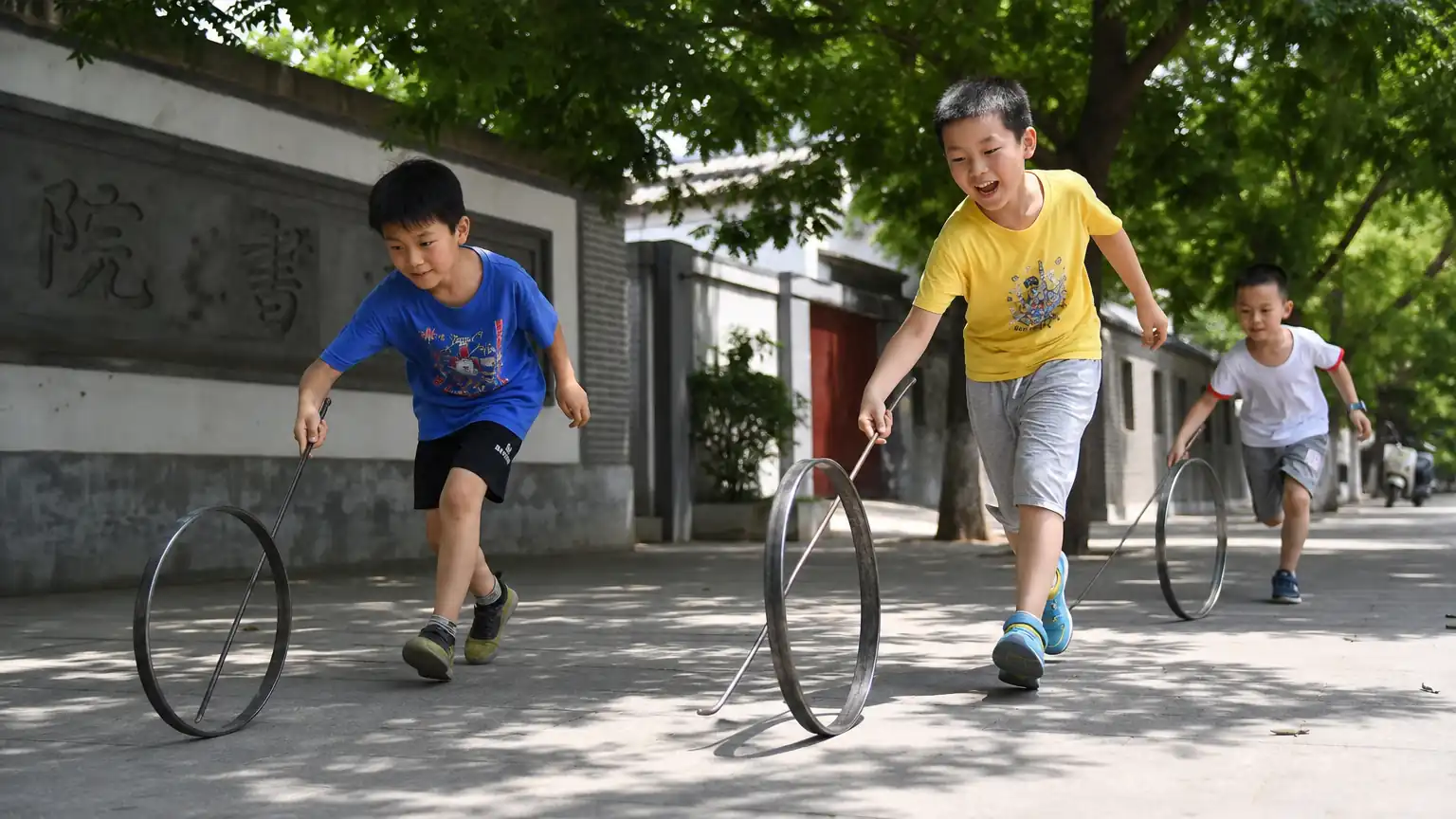 儿童消夏习俗:游戏、手作与家庭陪伴